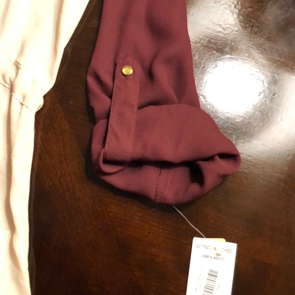 *NWT* V-neck tie waist tunic top - Picture 5 of 7